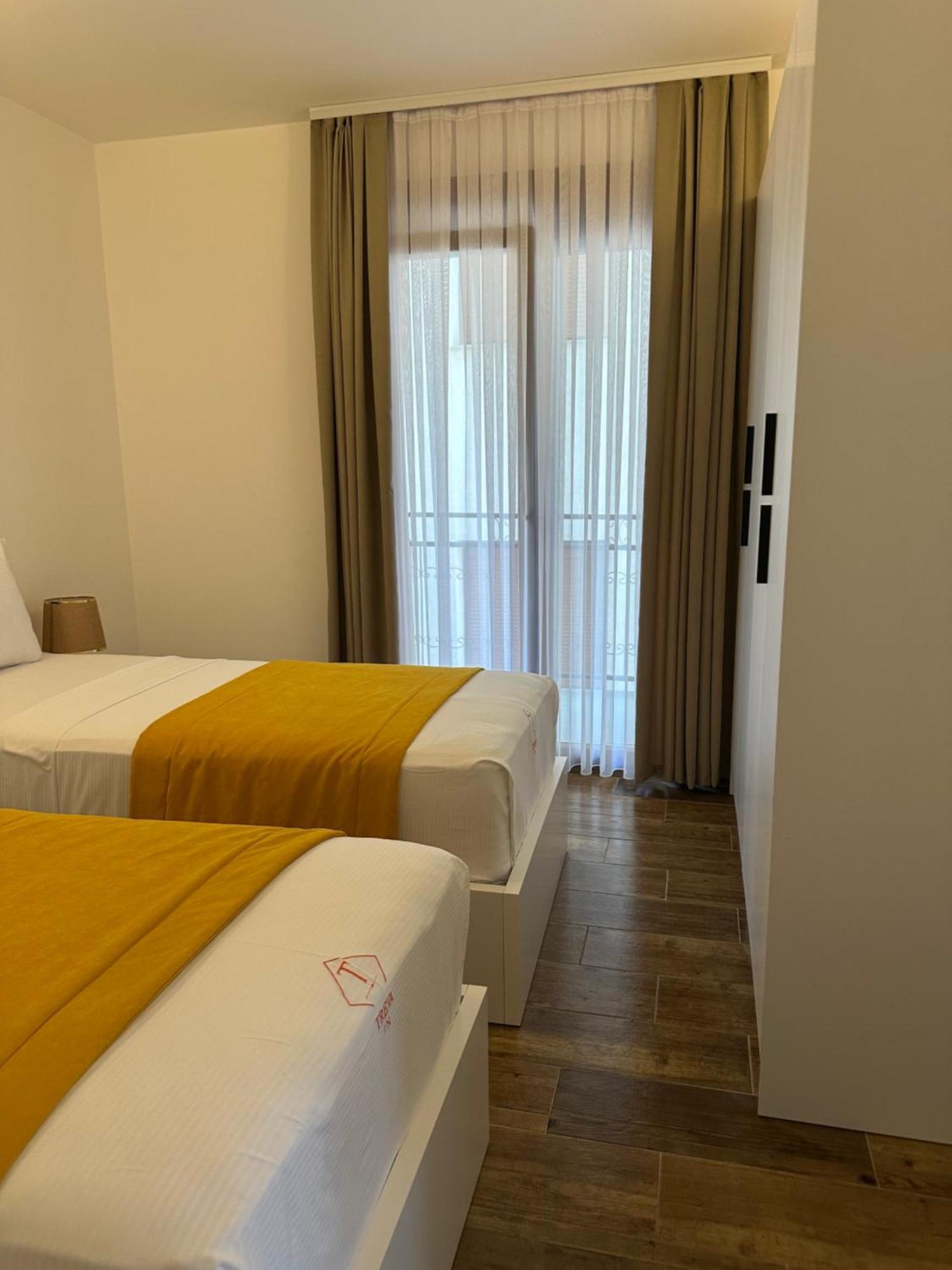 Treva Hotel & Apartaments Prizren Luaran gambar